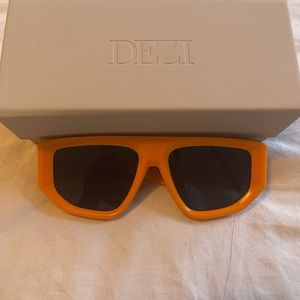 Dezi “Backtrack” Sunglasses- Orange